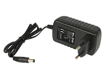 Zasilacz impulsowy 5V/3000mA 2,1/5,5    