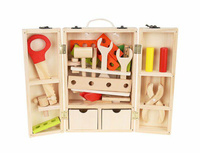 Skrzynka+ zestaw narzędzi drewnianych